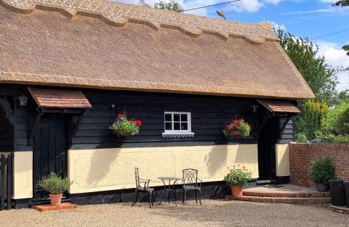 Finchingfield House | Lake House Cottage