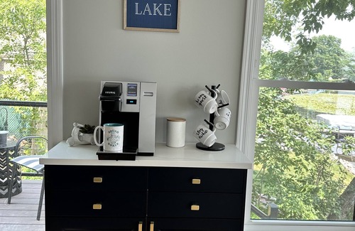 Paddock Lake House | Lake House ON the Water! Unbelievable Views! Hot tub! Kayaks! NEWLY RENOVATED!