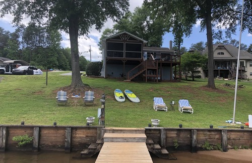 Inman House | Lake House with amazing lake views