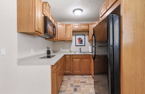 Lake Hughes Apartment | Lake Hughes Apartment Unit C