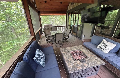 Nebo House | Lake James 2 bed/2 ba. Hike/Bike in out County & State Prk. Private River access