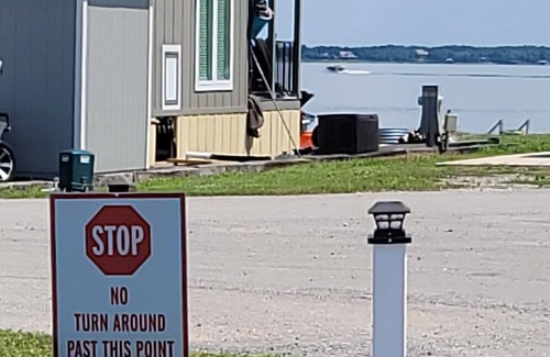 Kerens RV Rental | Lake Life 107 @ Peninsula Point