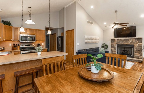 Albrightsville Cabin | Lake Lodge