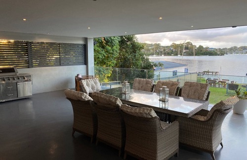 Arcadia Vale House | Lake Macquarie Waterfront Home with jetty