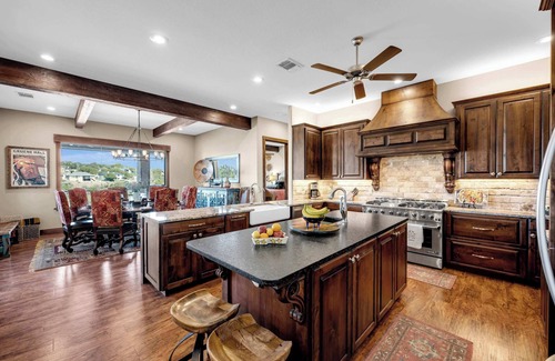 Marble Falls House | Lake Marble Falls on The Rocks | Concierge Service | New Listings