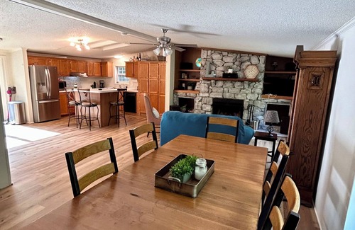West Olive House | Lake Michigan getaway close to beaches and boat launches