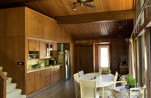Macatawa House | Lake Michigan is only a short 1 minute walk away!