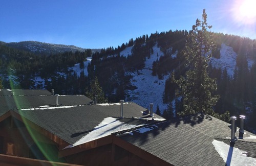 Incline Village House | Lake & Mountain Views Condo - 5 min. drive to lake, ski and golf