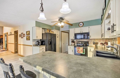 Tomahawk House | Lake Nokomis Escape w/Dock & Beach Access