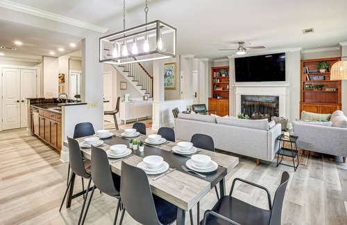 Lake Oconee Condo | Lake Oconee Condo: Walk to Boat Ramp