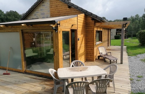 Signy-le-Petit Ski Chalet | Lake of the motte