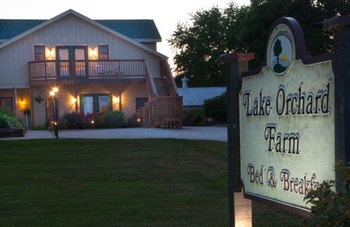 Sheboygan Bed & Breakfast | Lake Orchard Farm Retreat