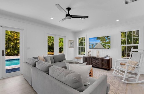 Lake Park House | Lake Park Palm - Lake Park vacation home!