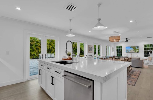 Lake Park House | Lake Park Palm - Lake Park vacation home!