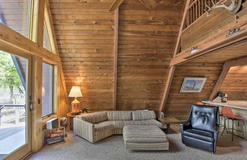 Stockholm House | Lake Pepin Cottage with Decks and Private Beach!