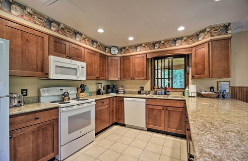 Lake Placid House | Lake Placid Chalet: Deck & Forest Views!
