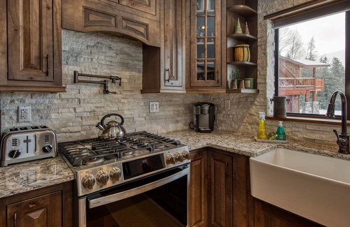 Lake Placid House | Lake Placid High Peaks Mountain View Home and Guest House (STR 200472)