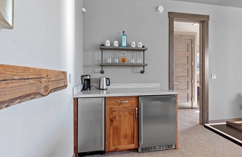 Harrison House | Lake Retreat: Skyfall Ranch! Located on Lake Coeur d'Alene