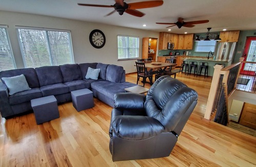 Effingham House | Lake Sara Dream