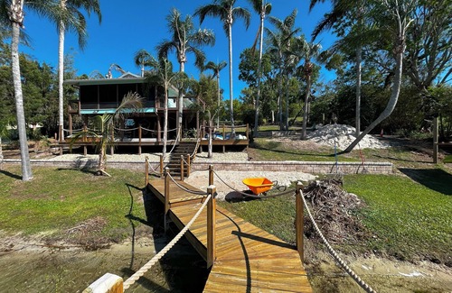 Montverde House | Lake serenity and natural beauty near Orlando