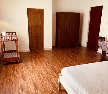 Nawala House | Lake Side Bliss