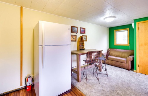 North Shore Apartment | Lake Superior Getaway - Walk to Water!