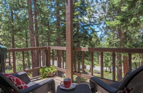 Truckee House | Lake Tahoe - Beautiful 2 bd/3ba at Northstar ski resort!