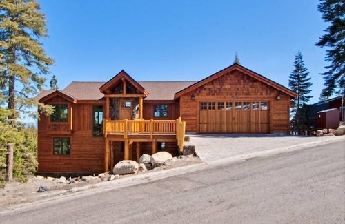 Meeks Bay House | Lake Tahoe Lakeview Lodge at Meeks Bay - Permit VHR 073395/TOT-T64661