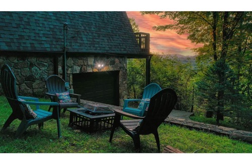 Andersonville Cabin | Lake Therapy