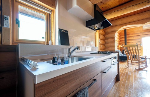 Toyako House | LAKE TOYA MOON HILLS