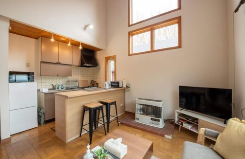 Toya House | Lake Toya Terrace House