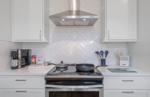 Waterford On Lake Travis House | Lake Travis Resort-Style Amenities + Game Room! Welcome to Point Venture, TX