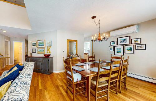 Bridgton Apartment | Lake View by the Mountain