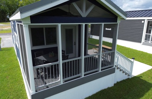 Westgate Cabin | Lake View Cabin, 20 Miles from Emerald Isle! 2 bedroom!