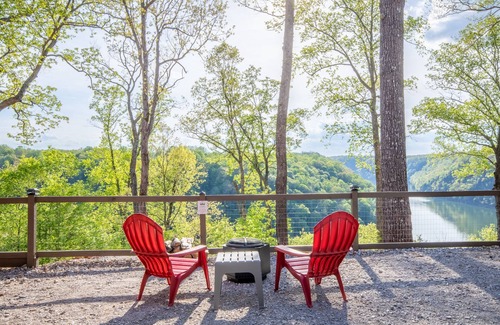 White County Cabin | Lake View Country Cabin at Bear Bluff Retreat