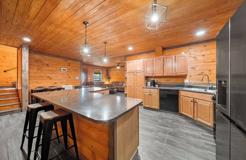 Dandridge Cabin | Lake View Cozy Cabin - Dandridge /Douglas Lake
