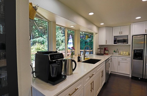 Anderson Island House | Lake View & Dock Access |Fast & Reliable Internet | Game Room | Pet Friendly