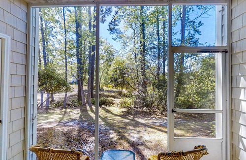 Little River Condo | Lake-view ground-floor condo with screened patio, W/D, & pool