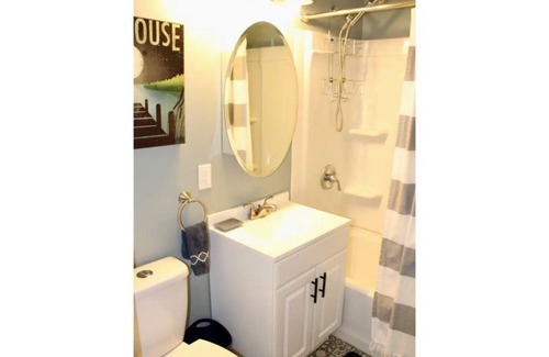 Whitehall House | Lake View Home