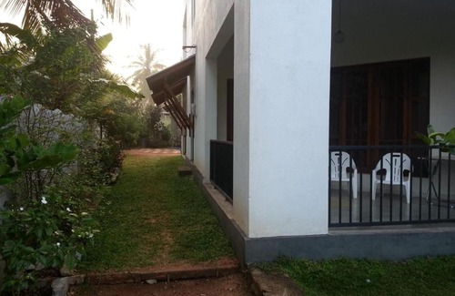 Anuradhapura House | Lake View Pilgrims Rest - Anuradhapura