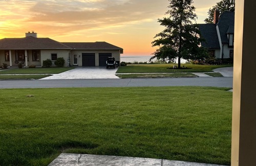 Erie House | Lake View Ranch