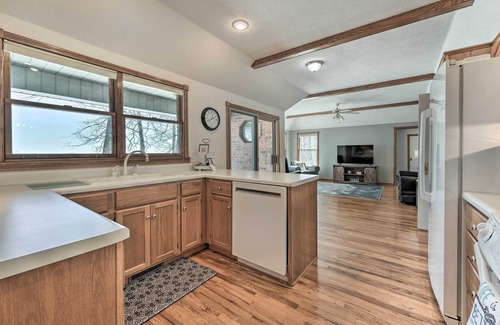 Mountain Home House | Lake-View Retreat w/Fire Pit in Mountain Home!