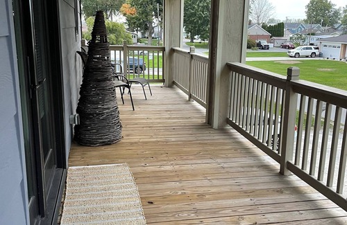 Russells Point House | Lake Views: 2nd-Story Guest Suite with Private Entrances/Yard/Parking