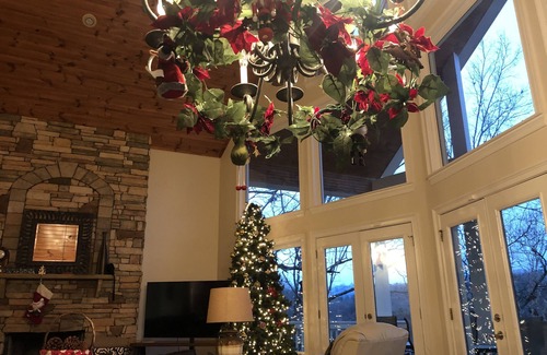 Dawsonville Ski Chalet | Lake views galore from balconies right on the lake and drought-proof deep water