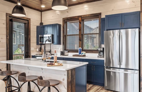 Sevierville Cabin | Lake Views/Heated Pool/Theater/Mtn Views