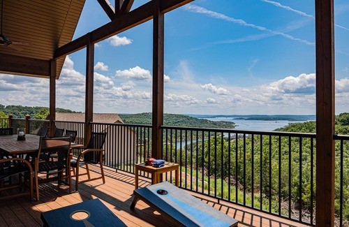 Indian Point House | Lake Views, Indoor/Outdoor Pool, Hot Tub, sleeps34