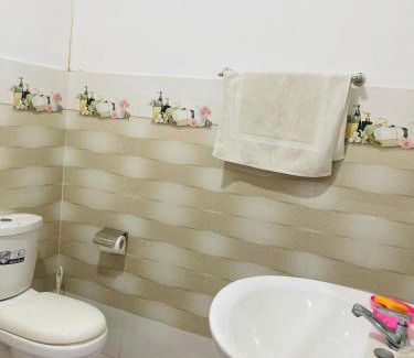 Tangalle Apartment | Lake Villa Goyambokka