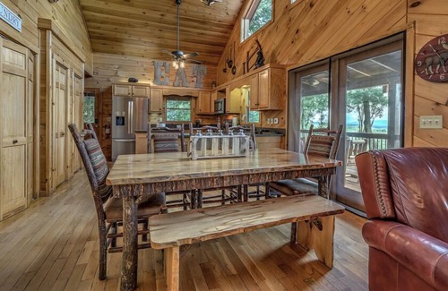 Ridges Over the Lake Cabin | Lake Vista Lodge- Beautiful Mountain and Lake View | Hot Tub | Game Room | Firepit