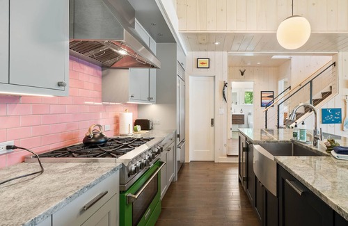 Elkhorn House | Lake Wandawega 4-Bed Retreat with Hot Tub