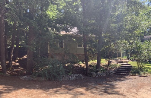 Laconia Cabin | Lake Winnisquam cabin